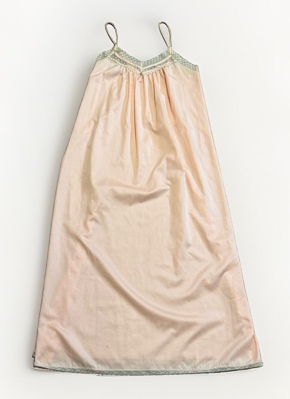 Vintage Christian Dior Lingerie Baby Pink Nightgown Polyester Sz Small